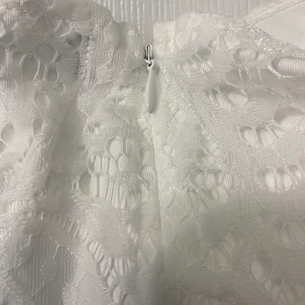 Allandwell white lace dress NWT size large - Picture 8 of 12